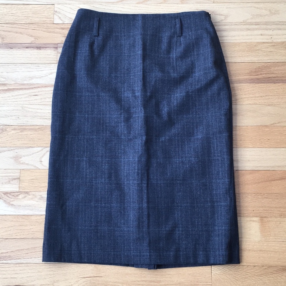 Gray plaid pencil skirt